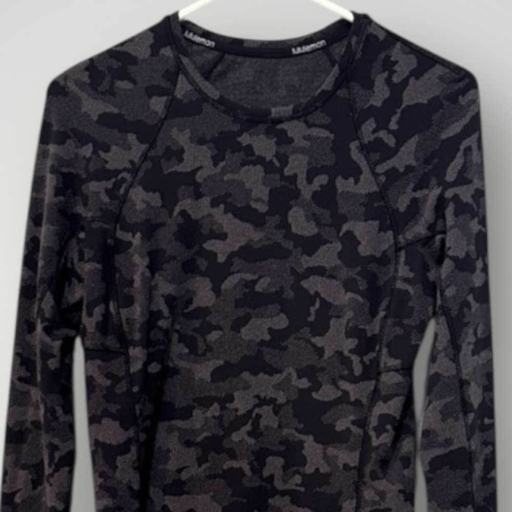 Lululemon Runderful Long Sleeve Top - Picture 3 of 12